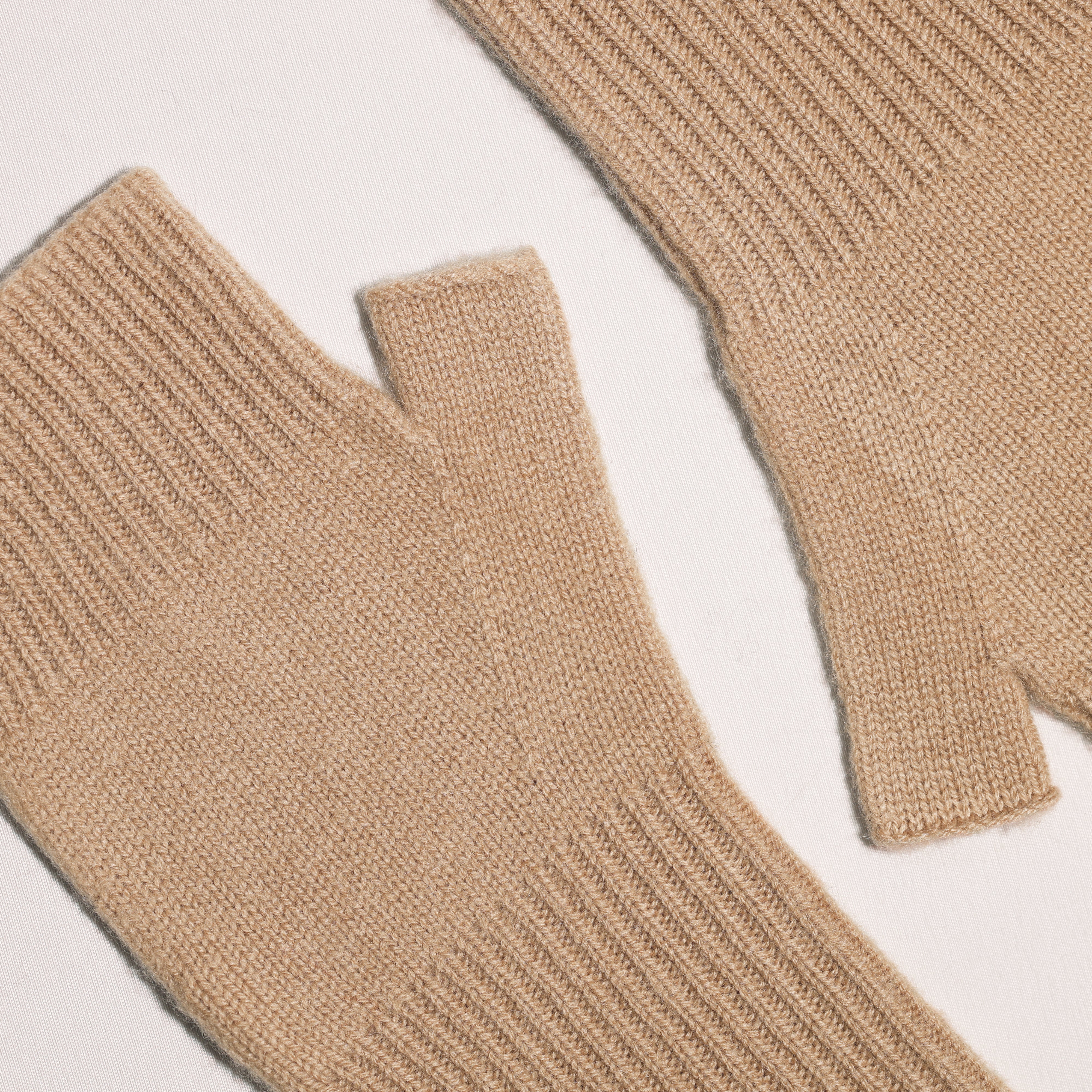 Fingerless Cashmere Gloves Camel