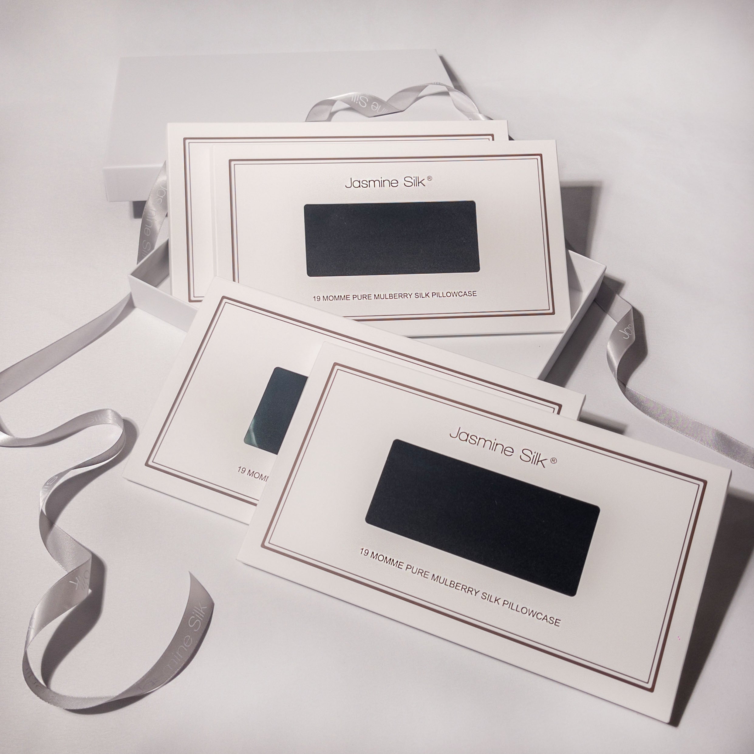 Housewife & Oxford Pillowcase Gift Box Black