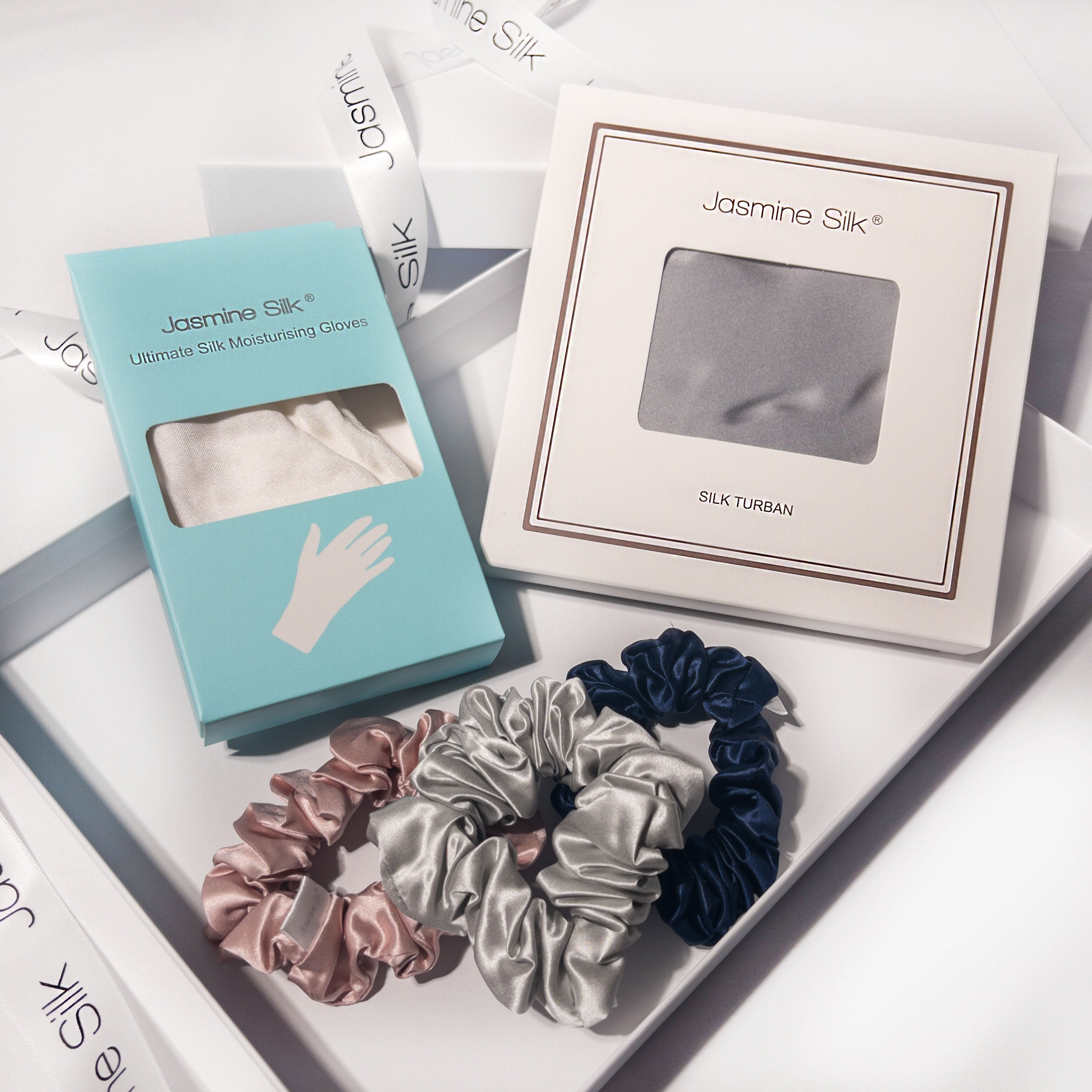 The Pamper Gift Box Grey