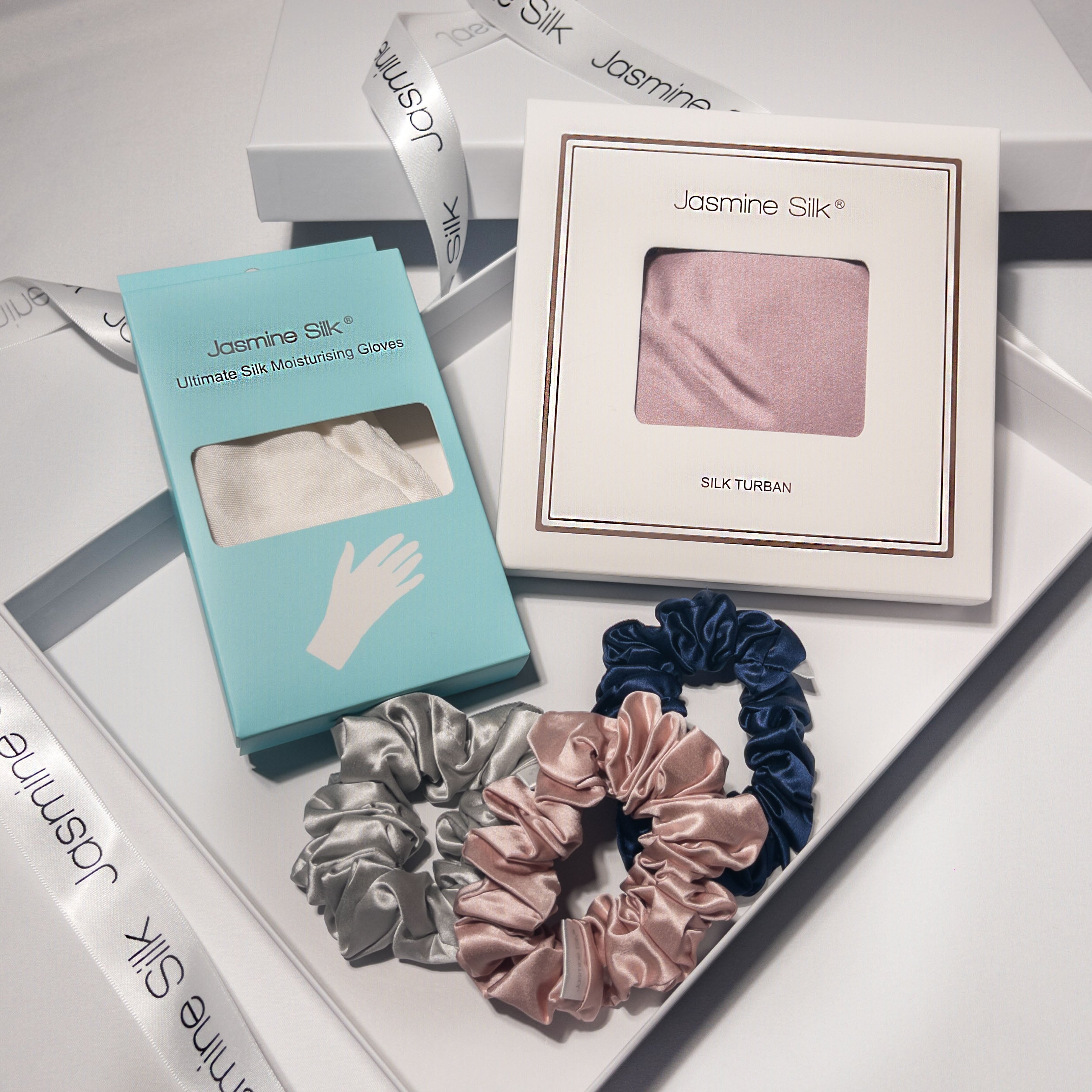 The Pamper Gift Box Pink