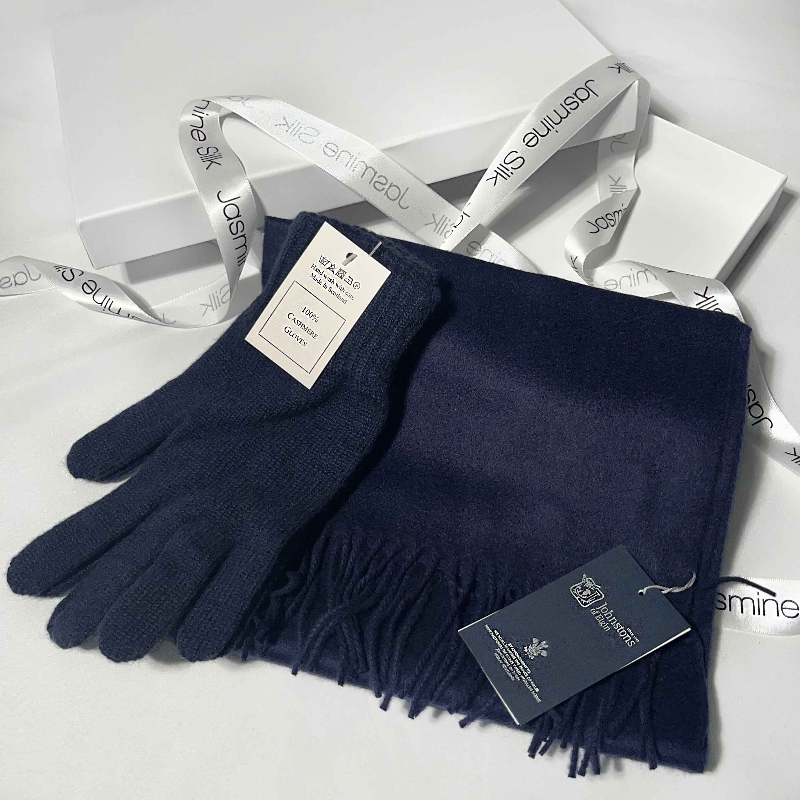 The Mens Cashmere Scarf & Gloves Gift Box Navy