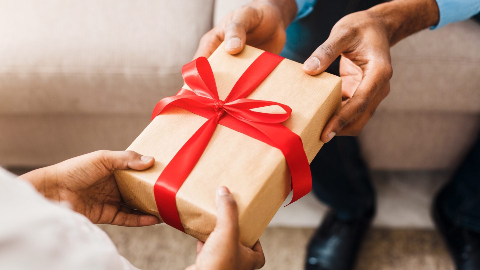 5 of the Best Birthday Gifts For Her To Always Remember