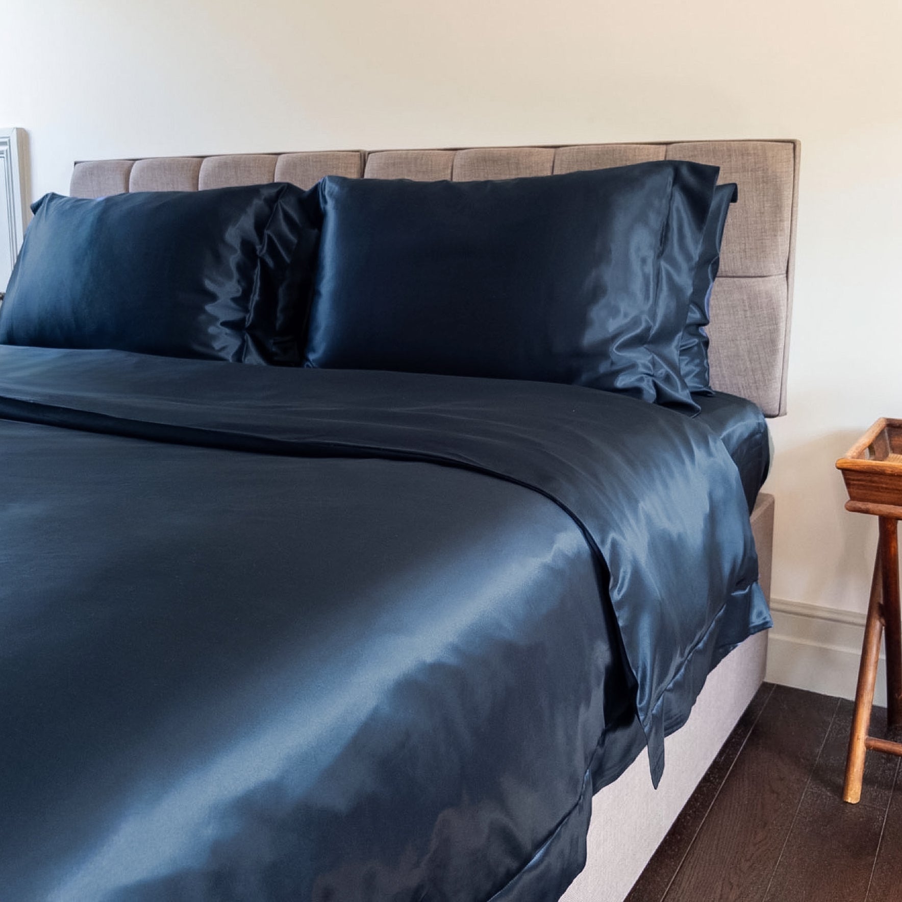 22 Momme 3PCS Midnight Blue Silk Duvet Cover Set