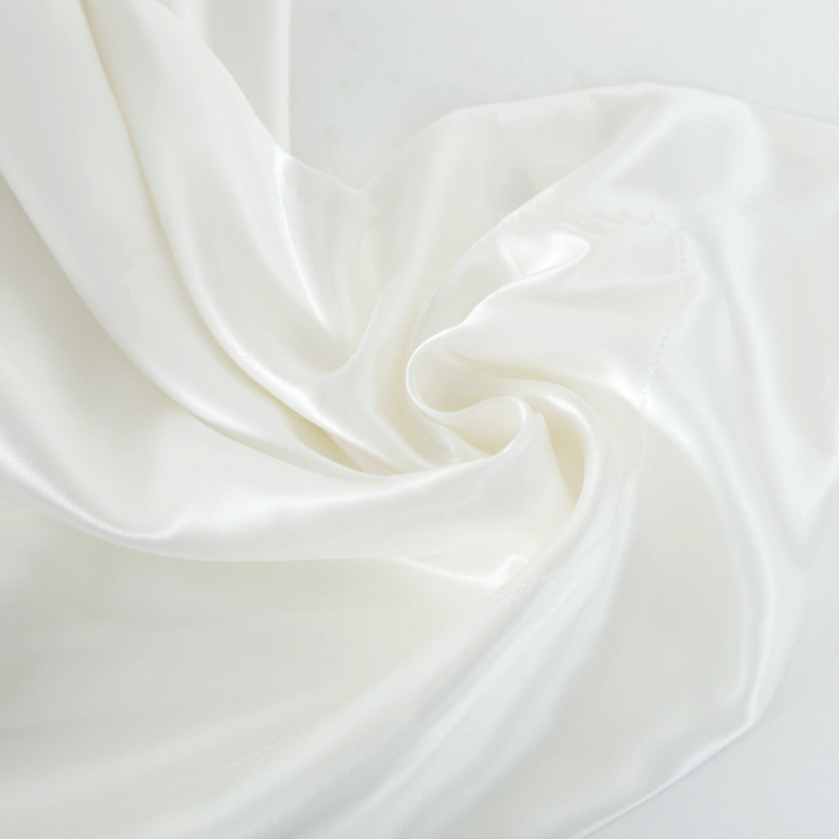 19 Momme Ivory Silk Duvet Cover