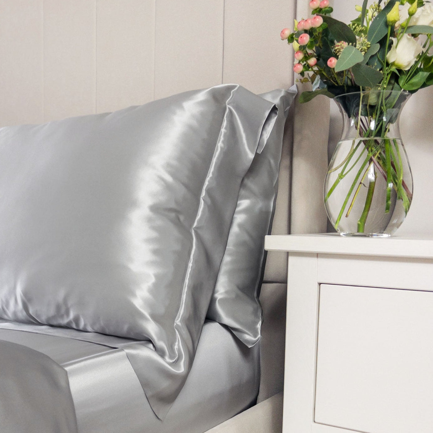 22 Momme Grey Square Oxford Silk Pillowcase