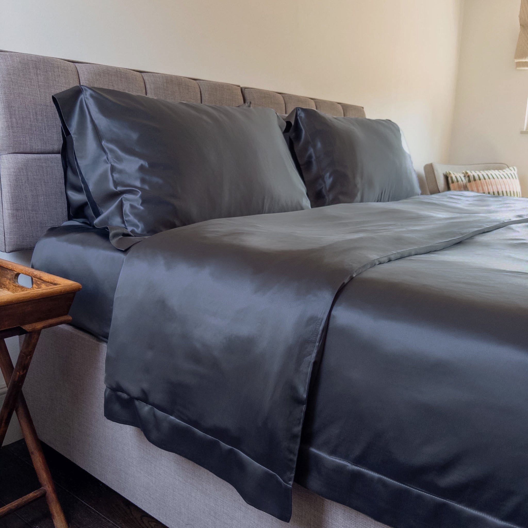 22 Momme Charcoal Silk Duvet Cover