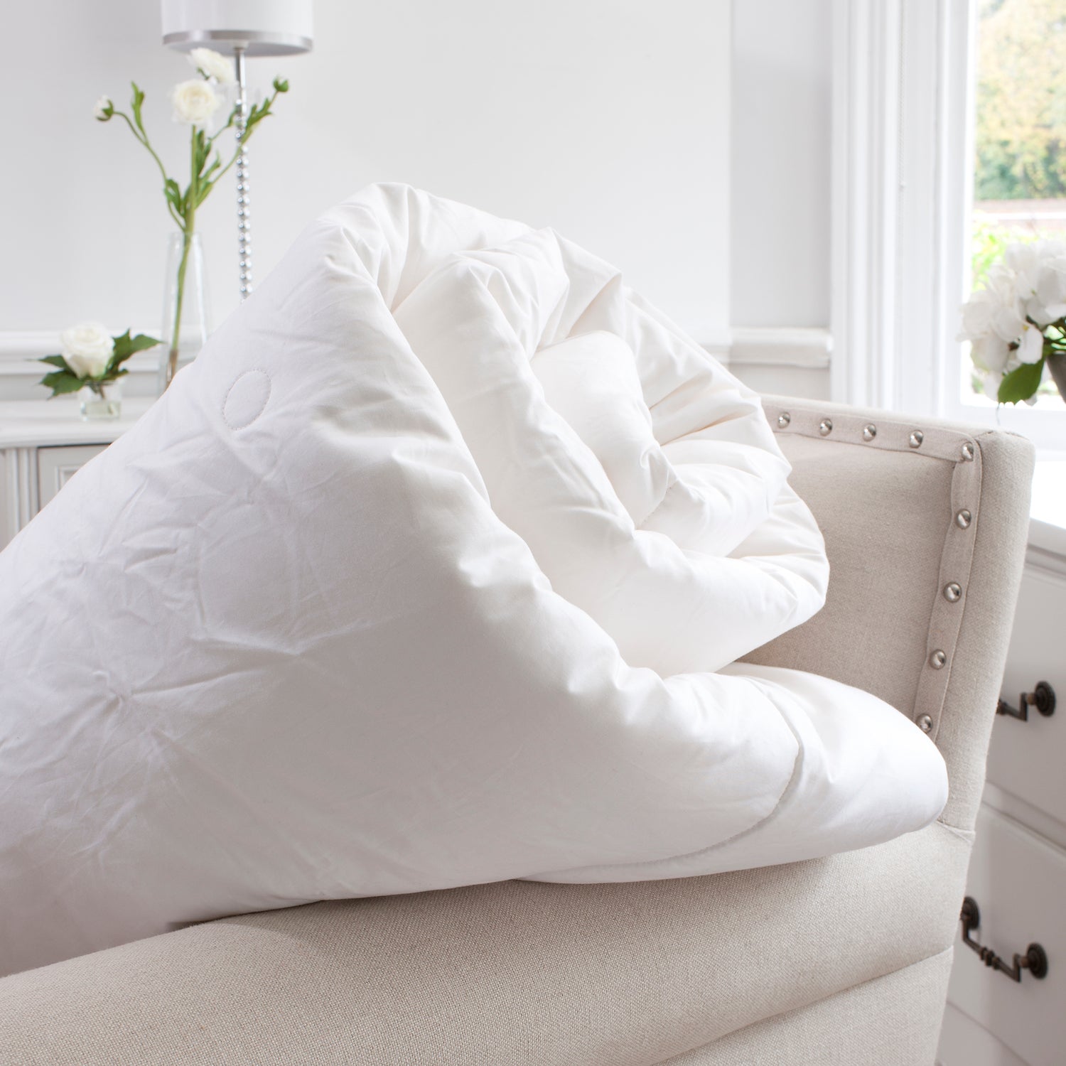 9 Tog Silk-Filled Duvet for All Seasons