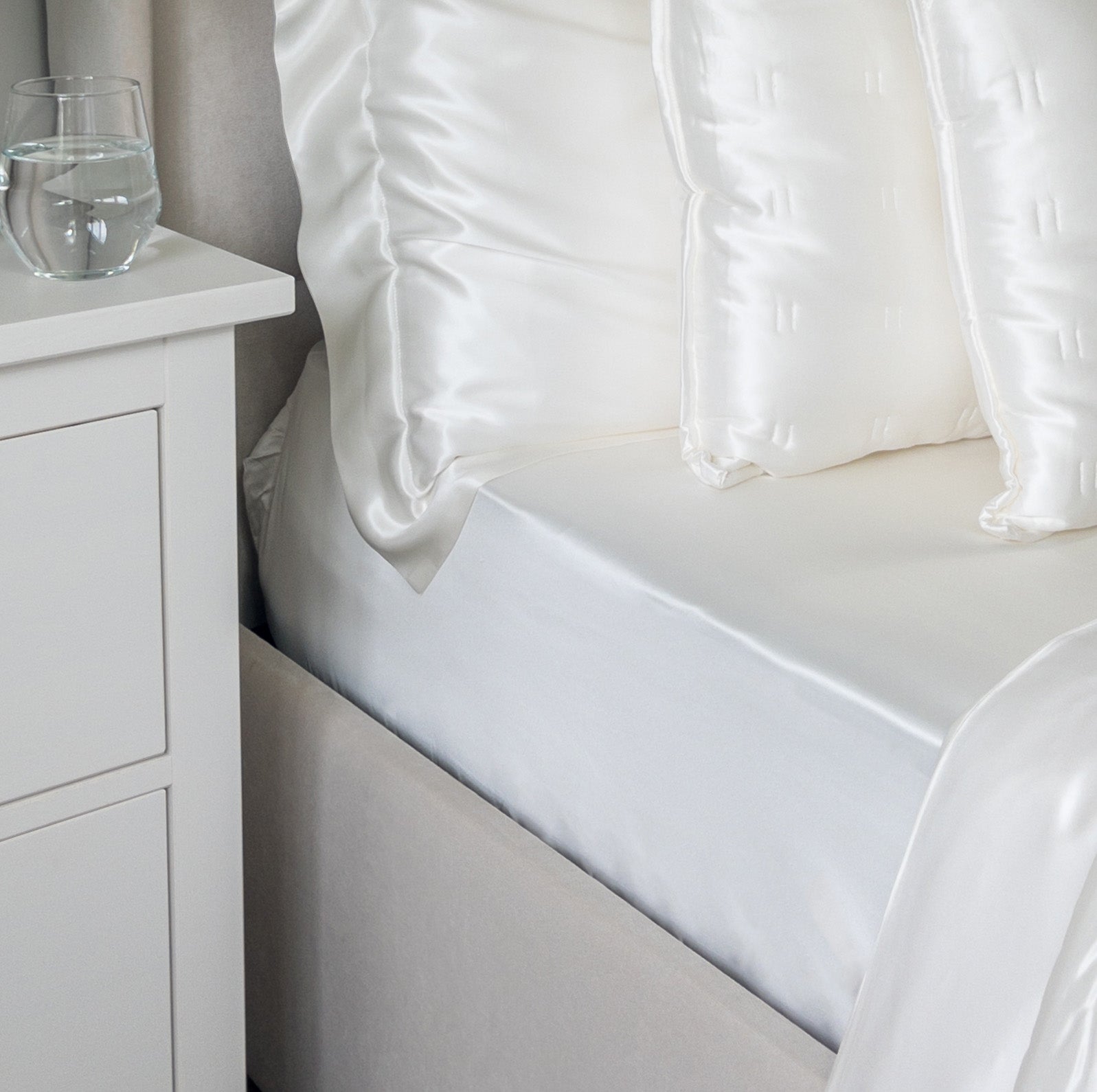 22 Momme Ivory Silk Fitted Sheet