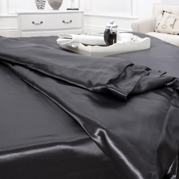 19 Momme Black Silk Duvet Cover