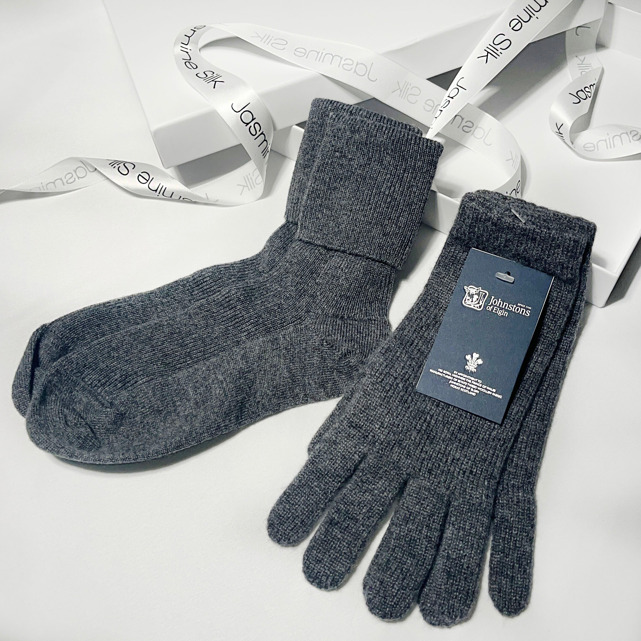 The Winter Warmer Gift Box Charcoal