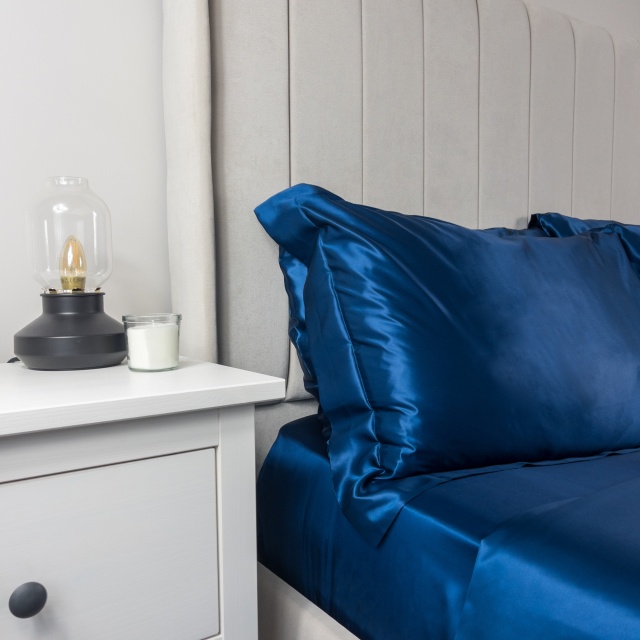 Navy Oxford Silk Pillowcase
