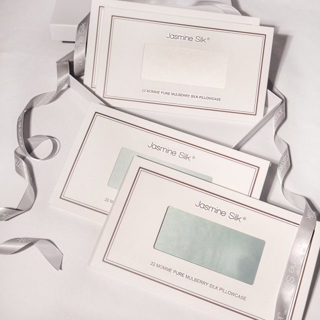 22MM Housewife Pillowcase Gift Box