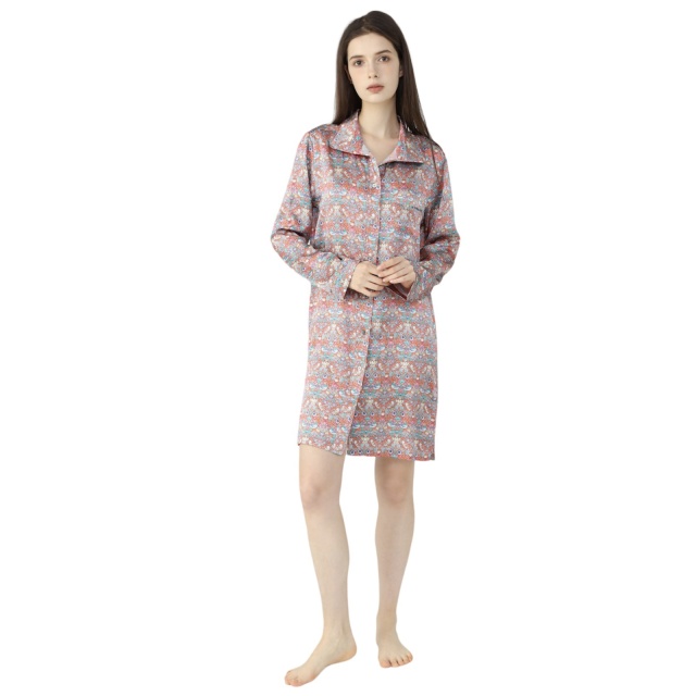 Women’s Liberty Strawberry Thief Tana Lawn Silk Nightshirt 