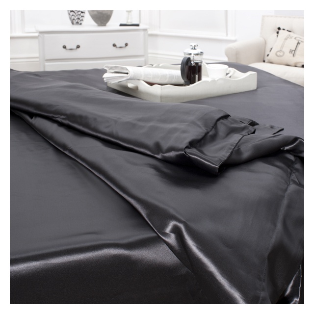 19 Momme Black Silk Duvet Cover