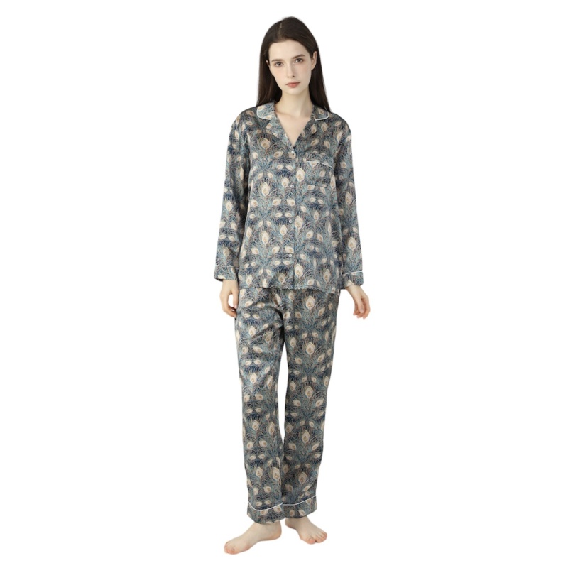 Women’s Liberty Juno Feather Silk Pyjamas