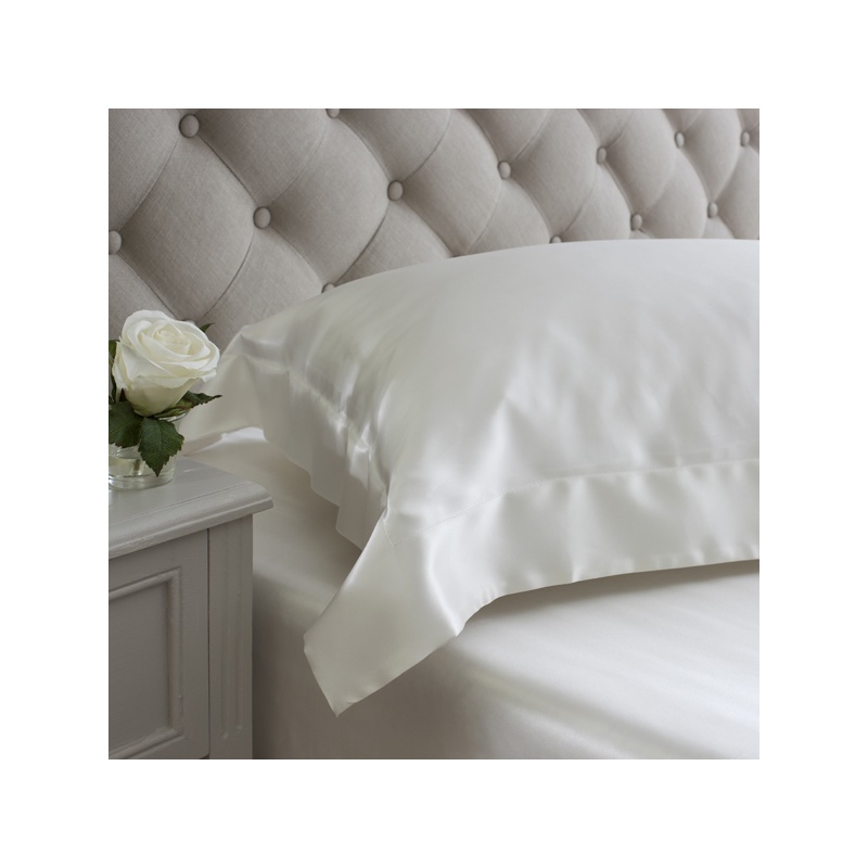 Ivory Travel Silk Pillowcase