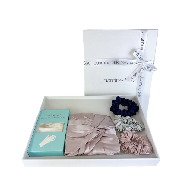The Pamper Gift Box
